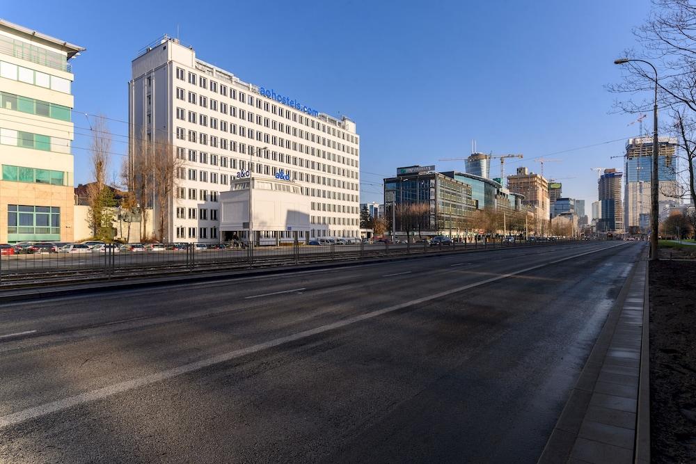 הוסטל A&O Warszawa Wola מראה חיצוני תמונה